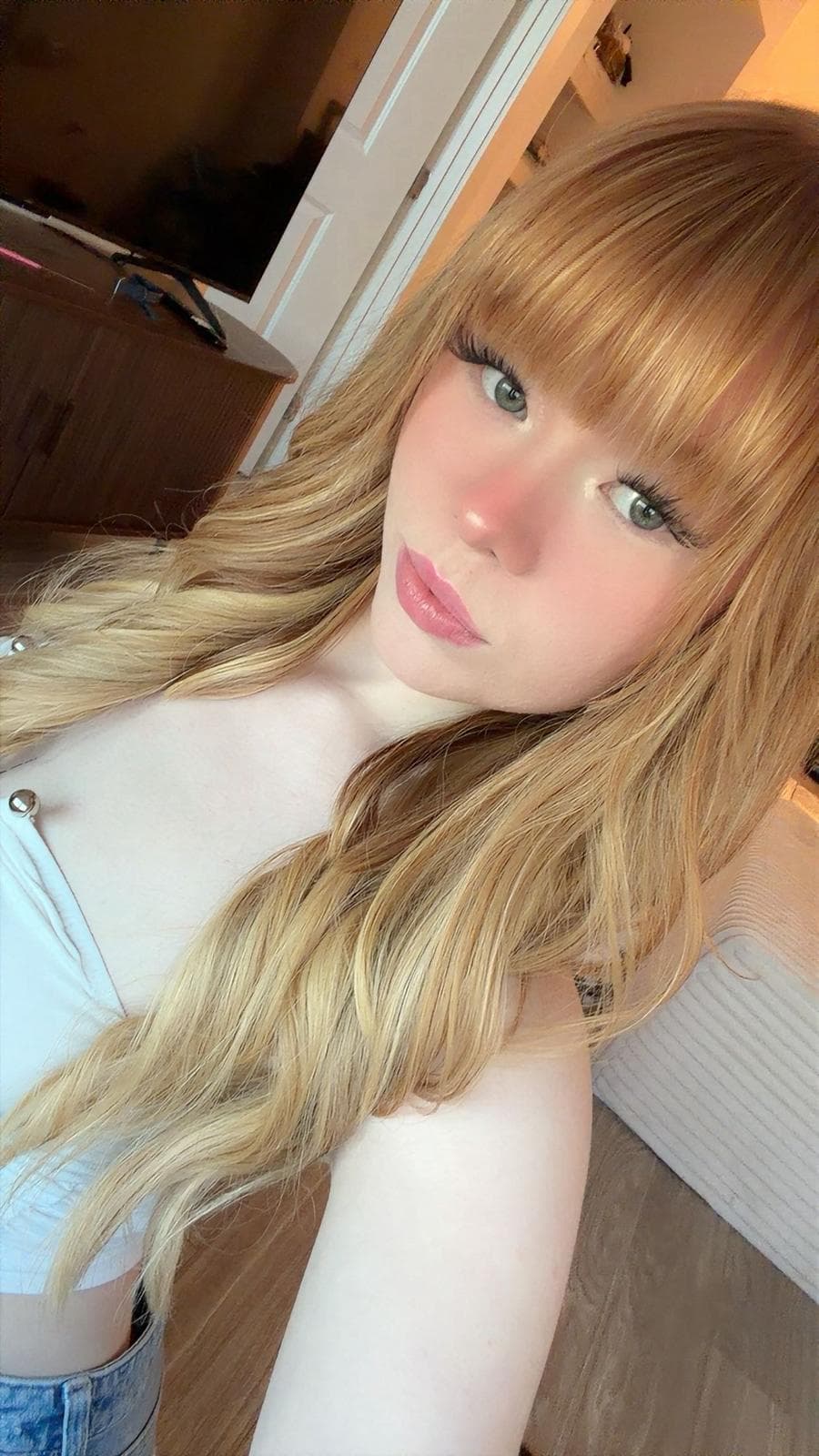 Charlotte photo 8